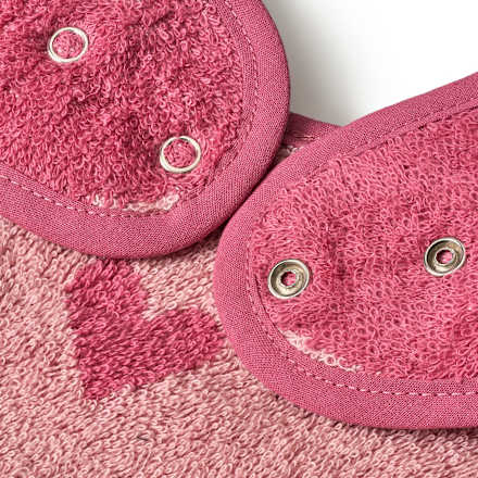 Mouwslabbetje met hartjespatroon, roze, 1 stuk